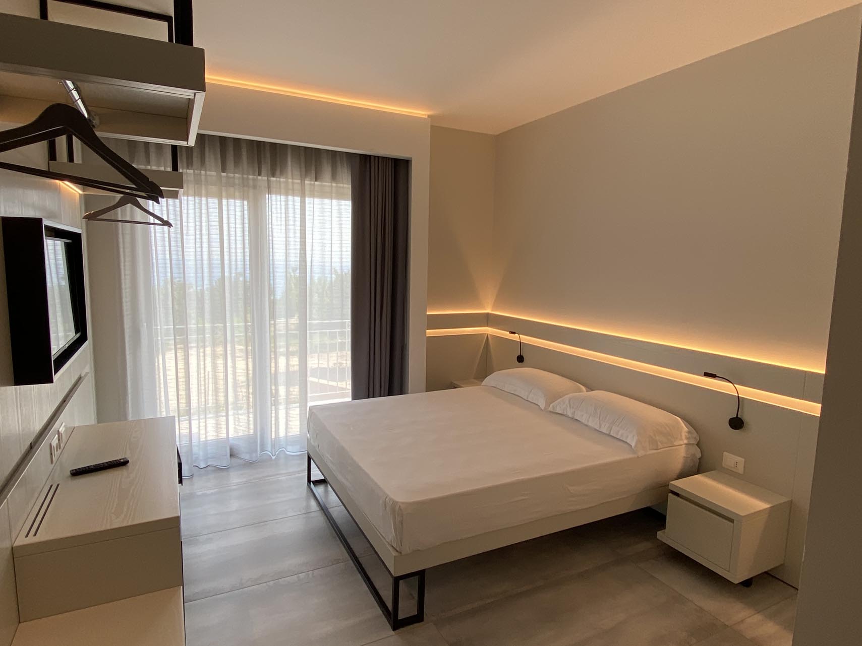 Comfort Room - Aether Suites Tropea